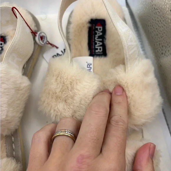 Pajar Canada Slipper Sandals size 40 - Picture 2 of 4